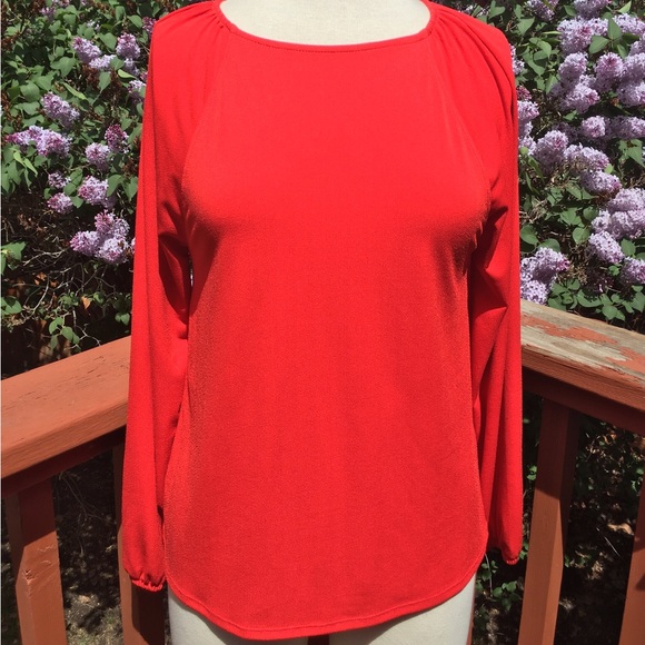 NWOT Banana Republic Red Blouse Perfect for Valentines Day ❤️ Size-S - Picture 1 of 6